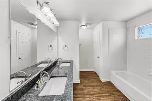 327 Leisure Ln, Montgomery, TX 77356 - Photo 9