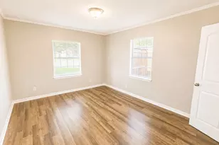 1107 9th Ave N, Texas City, TX 77590 - Photo 7