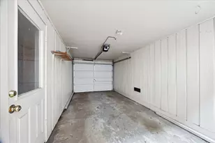 5819 Valley Forge Dr, Houston, TX 77057 - Photo 17