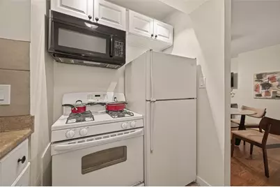 2021 Southgate Boulevard #4, Houston, TX 77030 - Photo 9