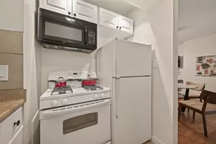 2021 Southgate Blvd, Houston, TX 77030 - Photo 9