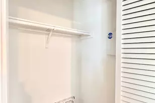 301 Enid St, Houston, TX 77009 - Photo 21