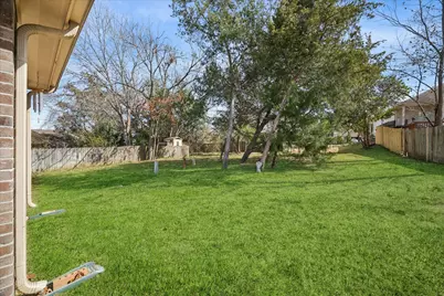 115 Harbour Town Circle, Conroe, TX 77356 - Photo 17