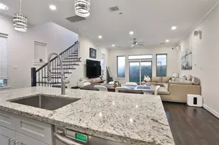 845 Fisher St, Houston, TX 77018 - Photo 7