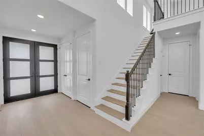 4320 Avron Drive, Stafford, TX 77477 - Photo 5