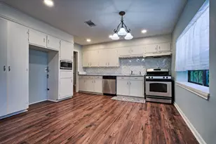 5907 Nancy Ann St, Houston, TX 77009 - Photo 9