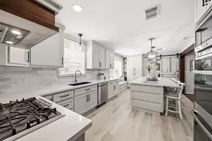 10002 Springwood Forest Dr, Houston, TX 77080 - Photo 21