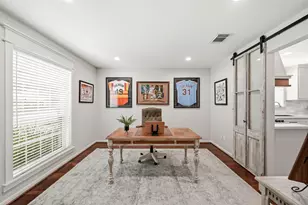 10002 Springwood Forest Dr, Houston, TX 77080 - Photo 11