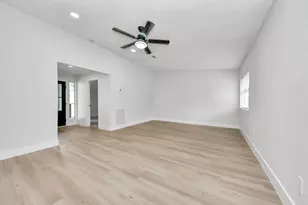 7427 Willow Oak Dr, Baytown, TX 77521 - Photo 21