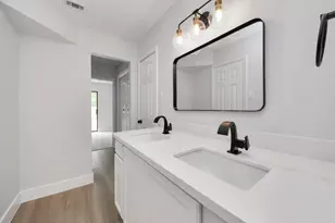 7427 Willow Oak Dr, Baytown, TX 77521 - Photo 11