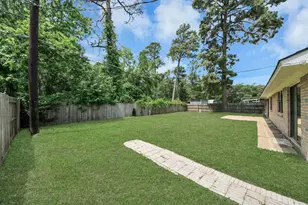 7427 Willow Oak Dr, Baytown, TX 77521 - Photo 5