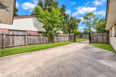 7406 Riptide Drive, Houston, TX 77072 - Photo 5