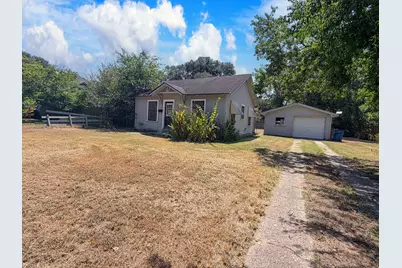 628 Manley, Navasota, TX 77868 - Photo 3