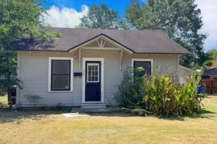 628 Manley, Navasota, TX 77868 - Photo 1