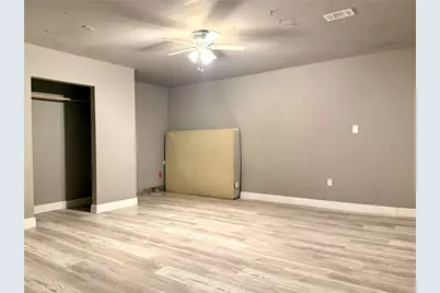 8811 Leader Street, Houston, TX 77036 - Photo 9