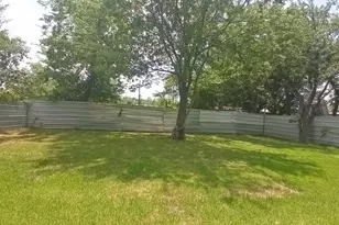 7828 Pardee St, Houston, TX 77028 - Photo 3