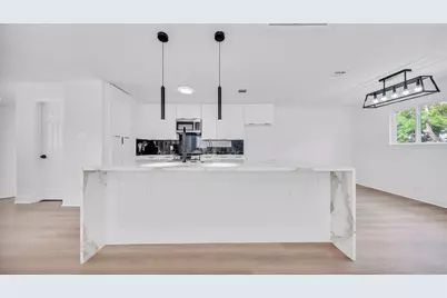 3510 Bellaire Boulevard, Houston, TX 77025 - Photo 17
