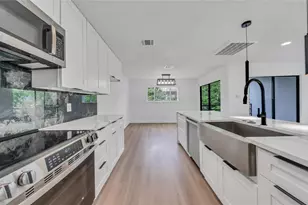 3510 Bellaire Blvd, Houston, TX 77025 - Photo 21