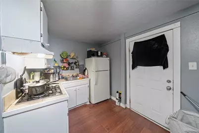 7938 Kerr Street #6, Houston, TX 77029 - Photo 15