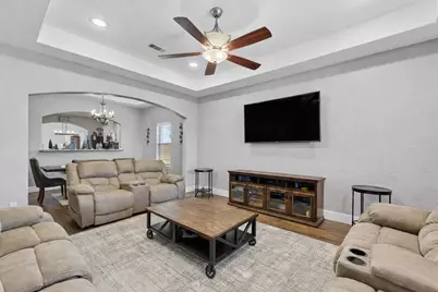 19545 Crosby Eastgate Road, Crosby, TX 77532 - Photo 9