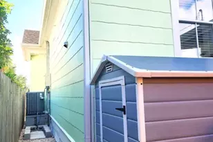 3802 Ave Q Ave, Galveston, TX 77550 - Photo 27