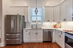 3802 Ave Q Ave, Galveston, TX 77550 - Photo 13