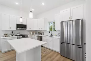 316 Walthall Dr, Houston, TX 77022 - Photo 13