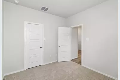 5913 Mockingbird Lodge Lane, Pearland, TX 77584 - Photo 17