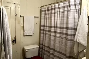 820 Empire St, El Campo, TX 77437 - Photo 7