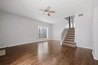3758 Tanglewilde Street #E1, Houston, TX 77063 - Photo 3
