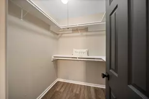 2804 Traveller Dr, League City, TX 77573 - Photo 11