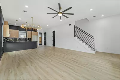 7313 Tippett Street #A/B, Houston, TX 77088 - Photo 9