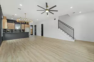 7313 Tippett St, Houston, TX 77088 - Photo 9