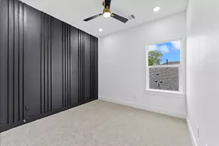 7313 Tippett St, Houston, TX 77088 - Photo 19