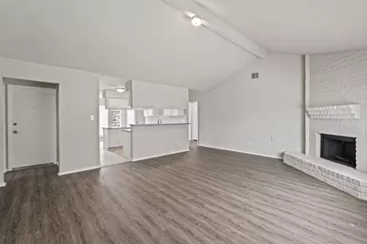 4319 Windrift Drive, Houston, TX 77066 - Photo 3