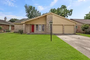 4319 Windrift Dr, Houston, TX 77066 - Photo 1