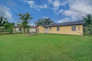7622 Delavan Dr, Houston, TX 77028 - Photo 31