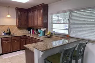 1209 Magnolia St, Teague, TX 75860 - Photo 11