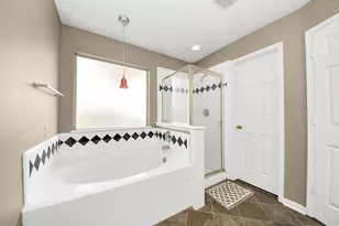 18318 Grove Brook Ln, Cypress, TX 77429 - Photo 25