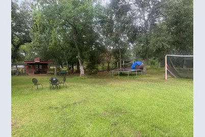 20702 Live Oak Dr, Damon, TX 77430 - Photo 15