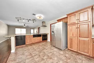 4210 Justin Ln, Deer Park, TX 77536 - Photo 15