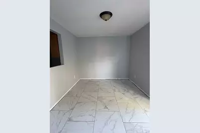 149 Emerald Drive, Clute, TX 77531 - Photo 5