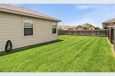8438 Baywatch Circle, Baytown, TX 77523 - Photo 25