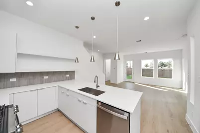 2216 Via Cami, Houston, TX 77051 - Photo 13