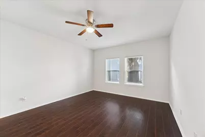 7047 Avenue E #B, Houston, TX 77011 - Photo 9