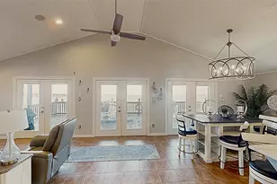 13202 Gulf Beach Dr, Freeport, TX 77541 - Photo 9