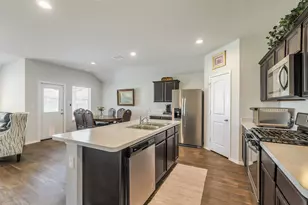 21225 Ivy Woods Ct, New Caney, TX 77357 - Photo 9
