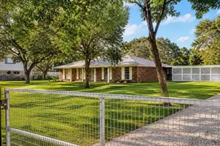 3935 Allen Rd, Pearland, TX 77584 - Photo 1