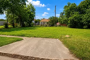 1312 Cherry St, Baytown, TX 77520 - Photo 1