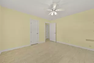 2003 Kingsway Dr, League City, TX 77573 - Photo 23